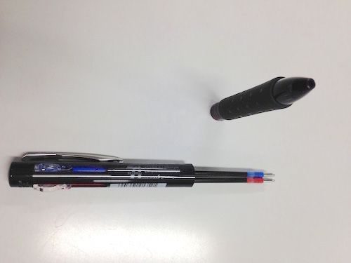 3色油性ボールペン